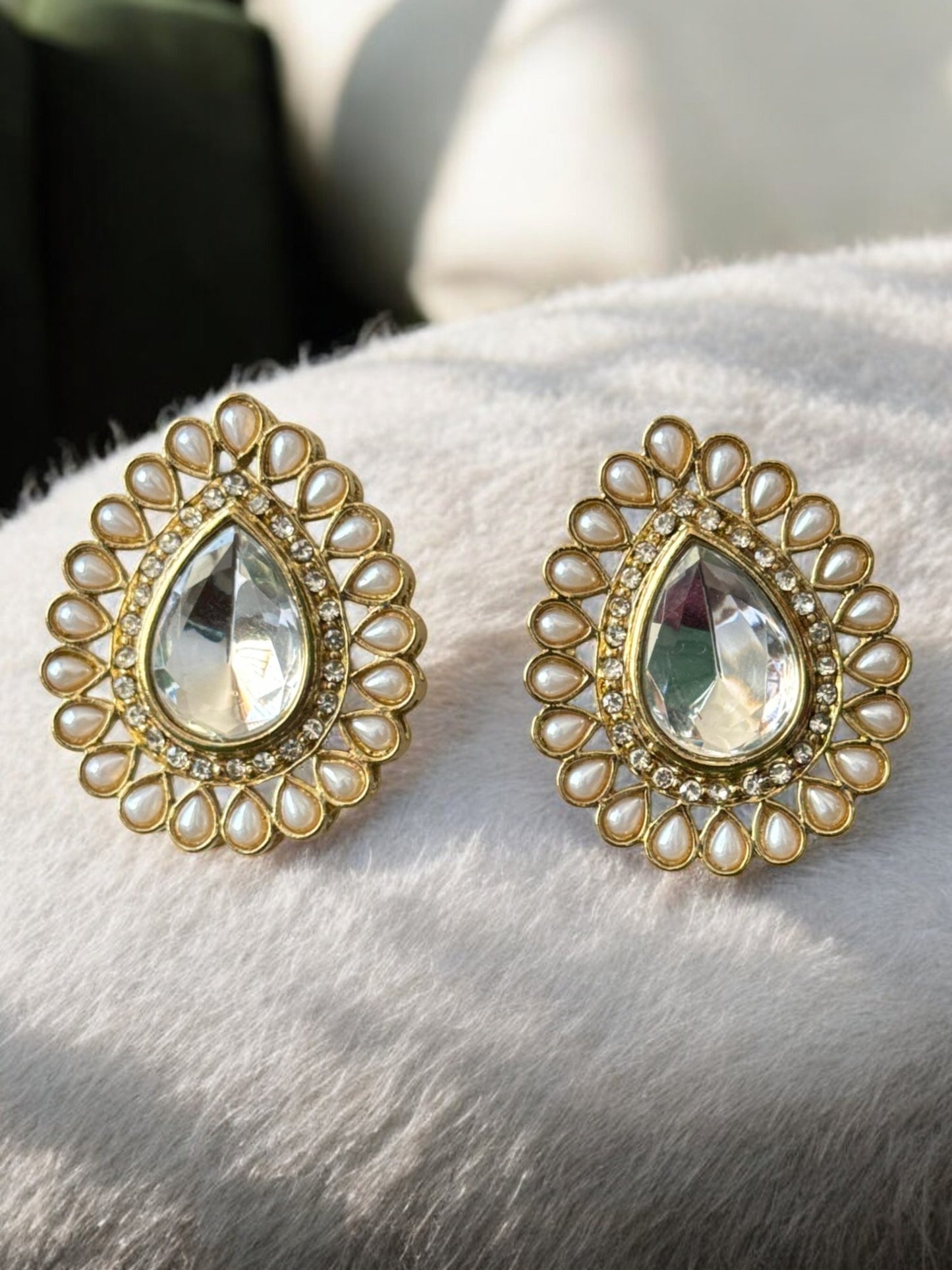 Maharani Kundan Studs Earrings