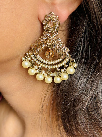 Shela chandbali earrings