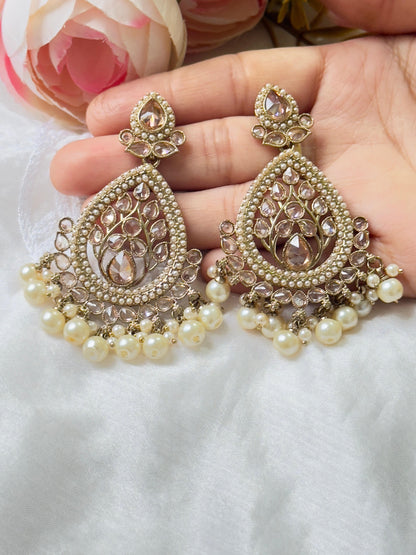 White Prati Tradition Jhumkas