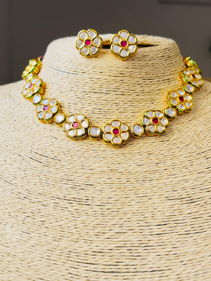 Sheena Pachi Kundan Flower Necklace Set