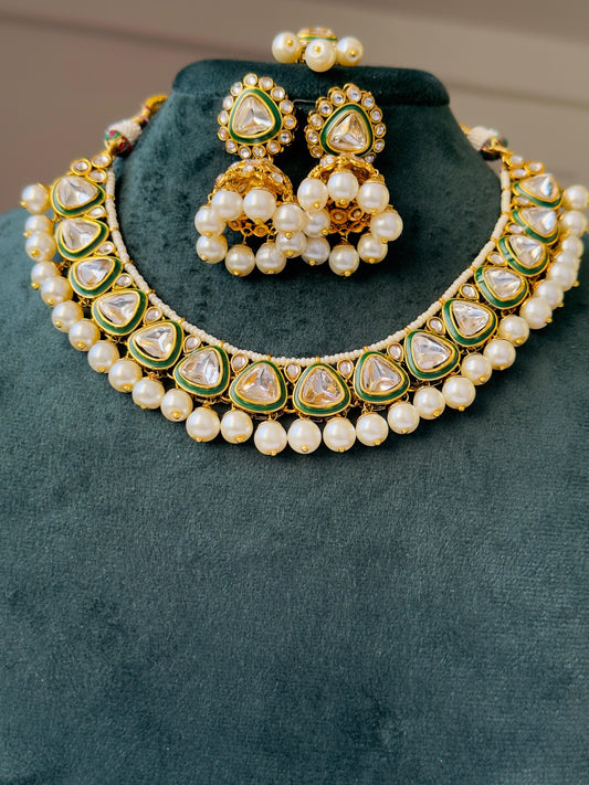 Garvi Kundan Necklace Set