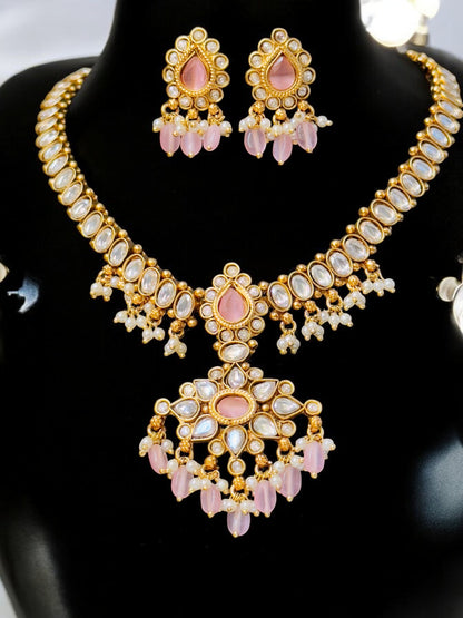 Prachi Kundan Pendant Necklace Set