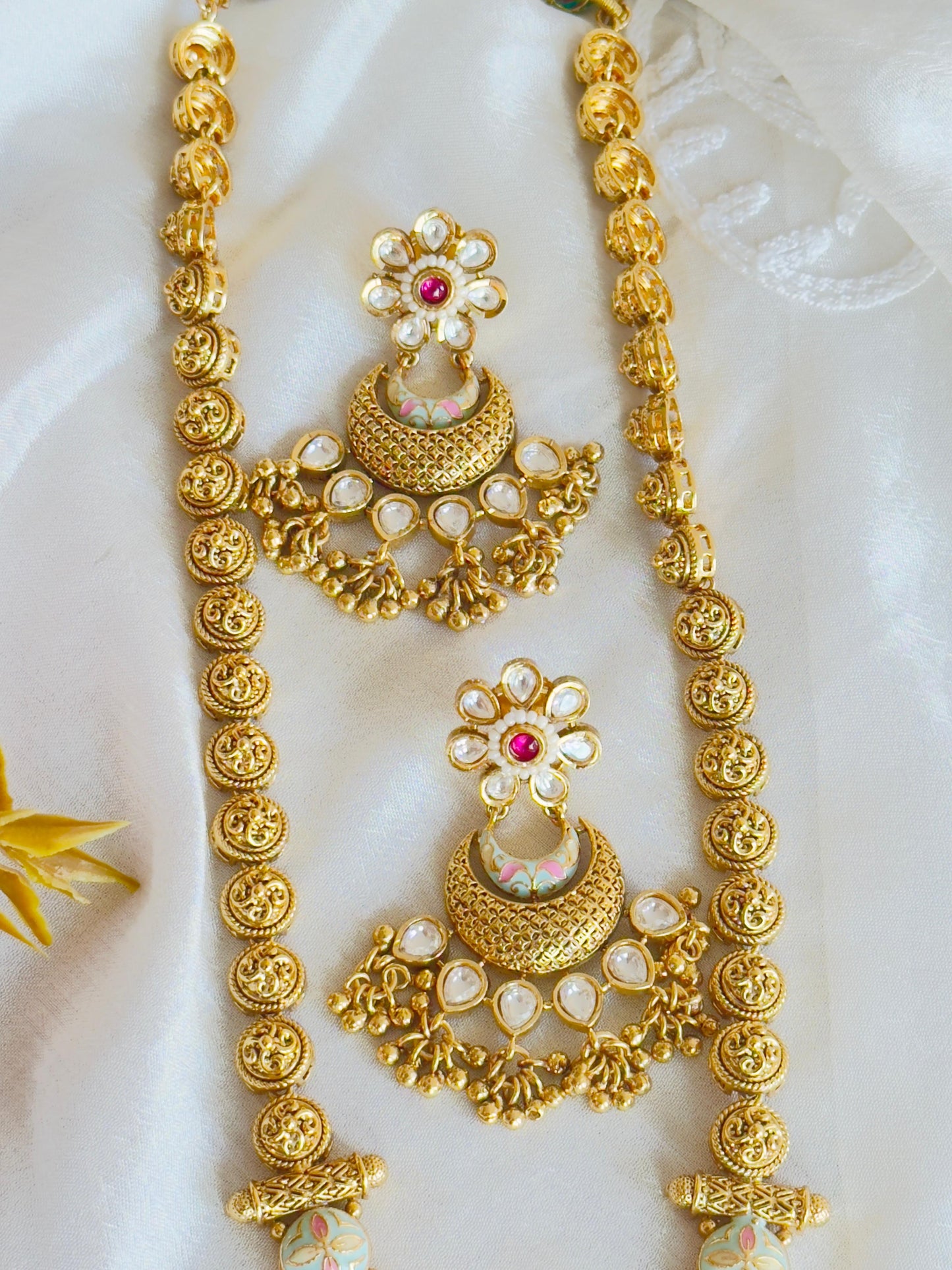 Pratika Meenakari Polki Antique Necklace Set