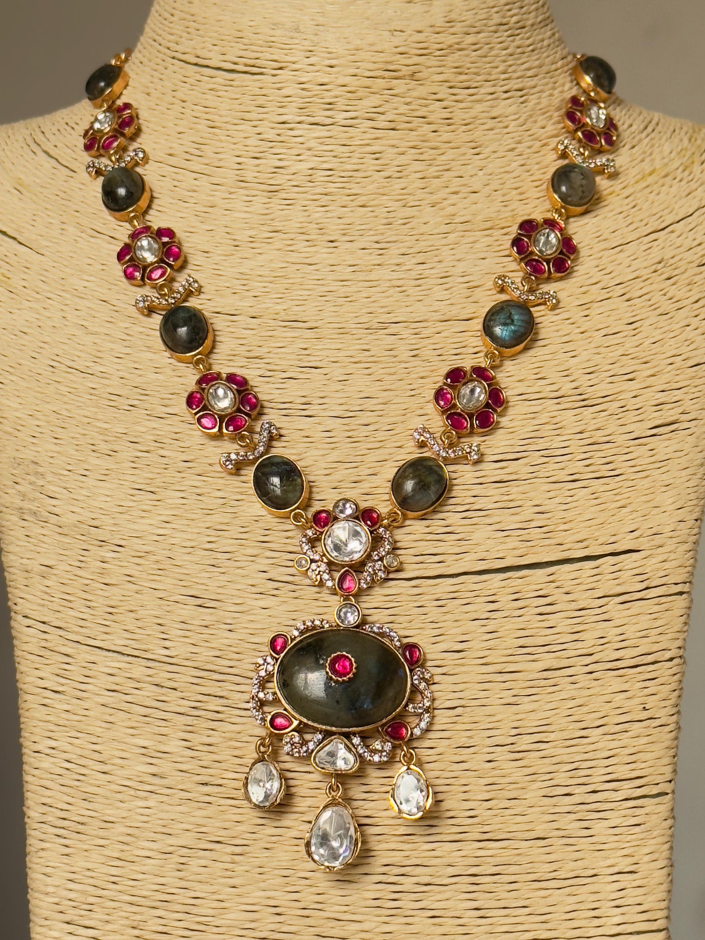 Anaya Fusion Necklace Set