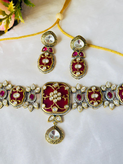 Royal House Victorian Choker Set