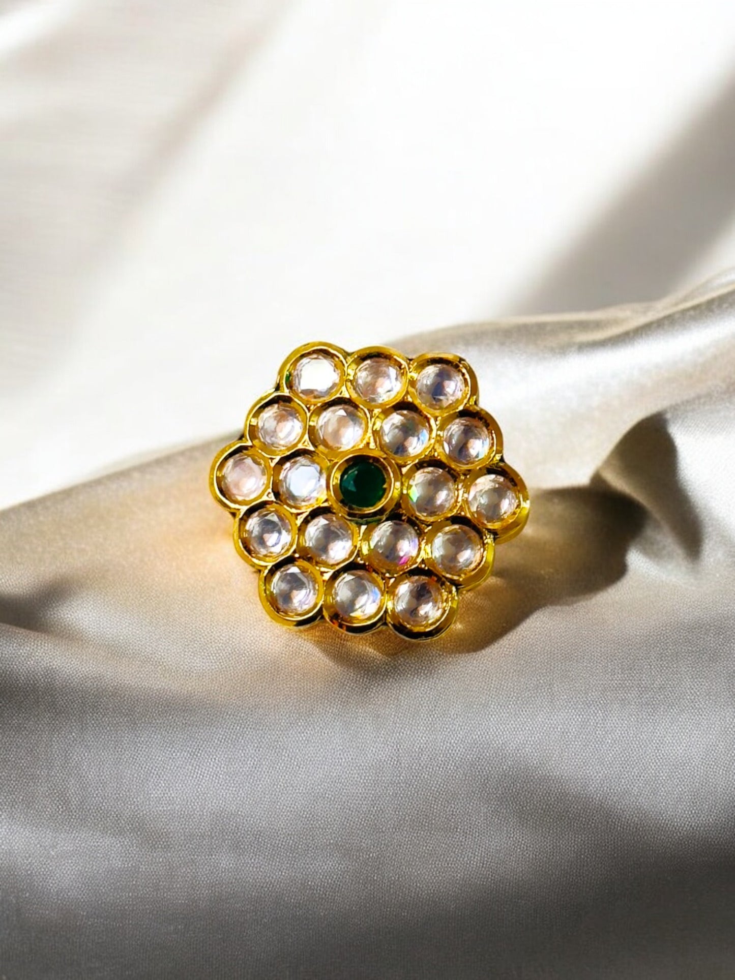 Tara Pachi Kundan Ring