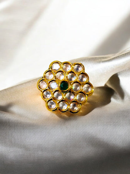 Tara Pachi Kundan Ring