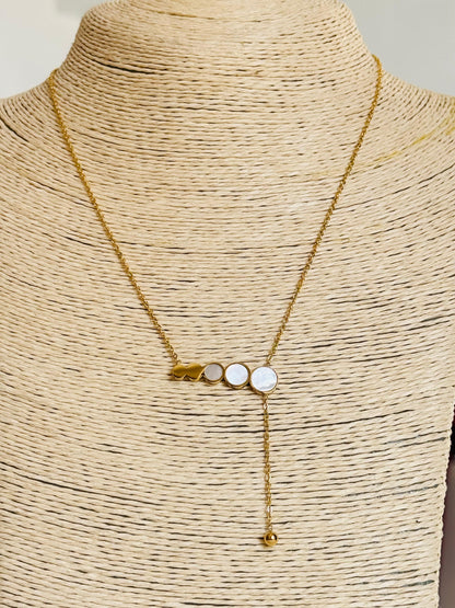 Round shell Pendant Necklace