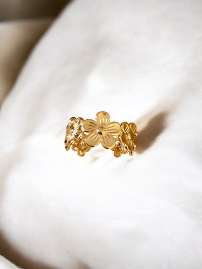 Daisy Gold-Plated Ring