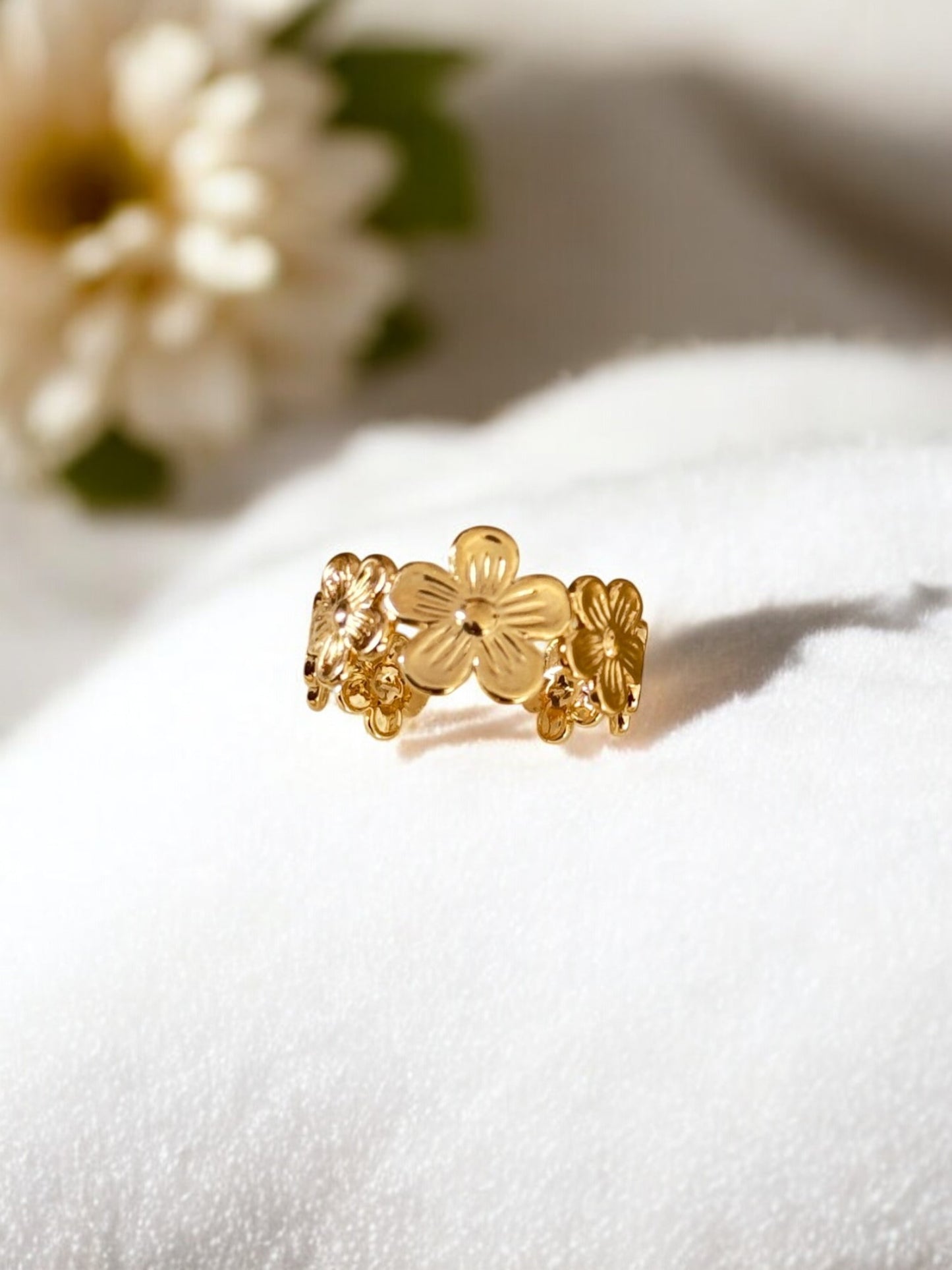 Daisy Gold-Plated Ring