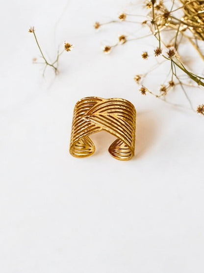 Gold-Plated leaf Ring