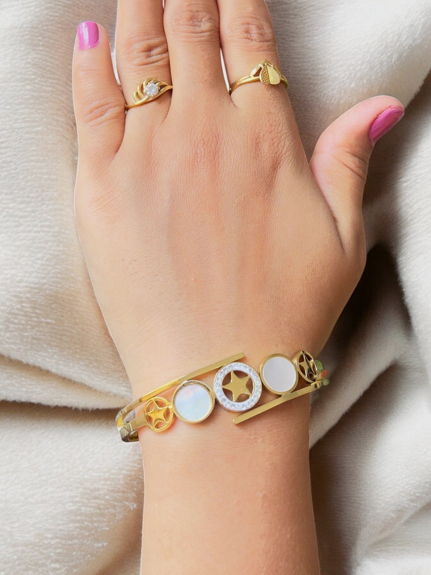 Gold-Plated Anti-Tarnish Heart Star Kada bracelet